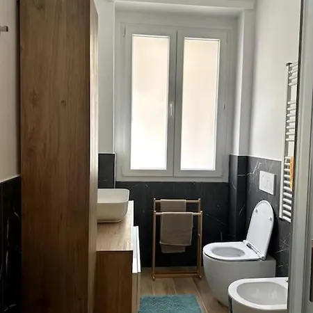 Ivins House - Torino Centro Apartment *